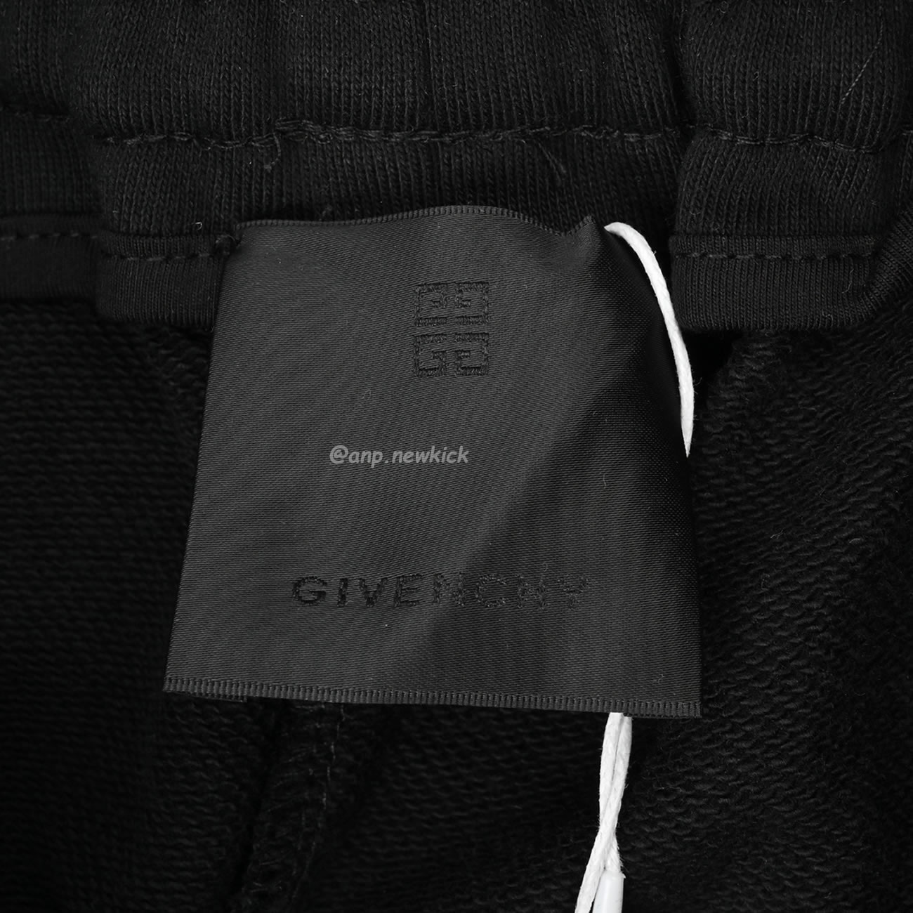 Givenchy 24ss Hand Drawn Logo Checkered Shorts (7) - newkick.org